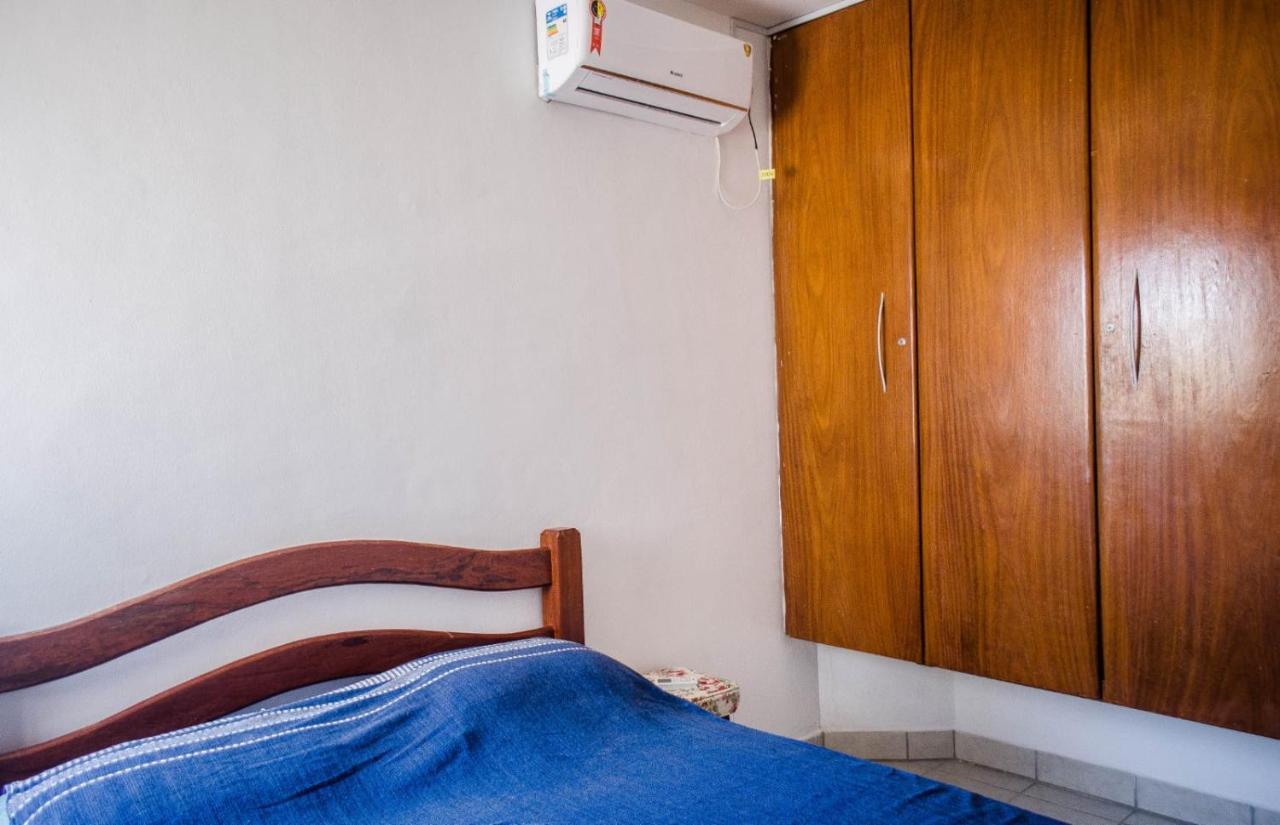 No Centro, Perto Da *